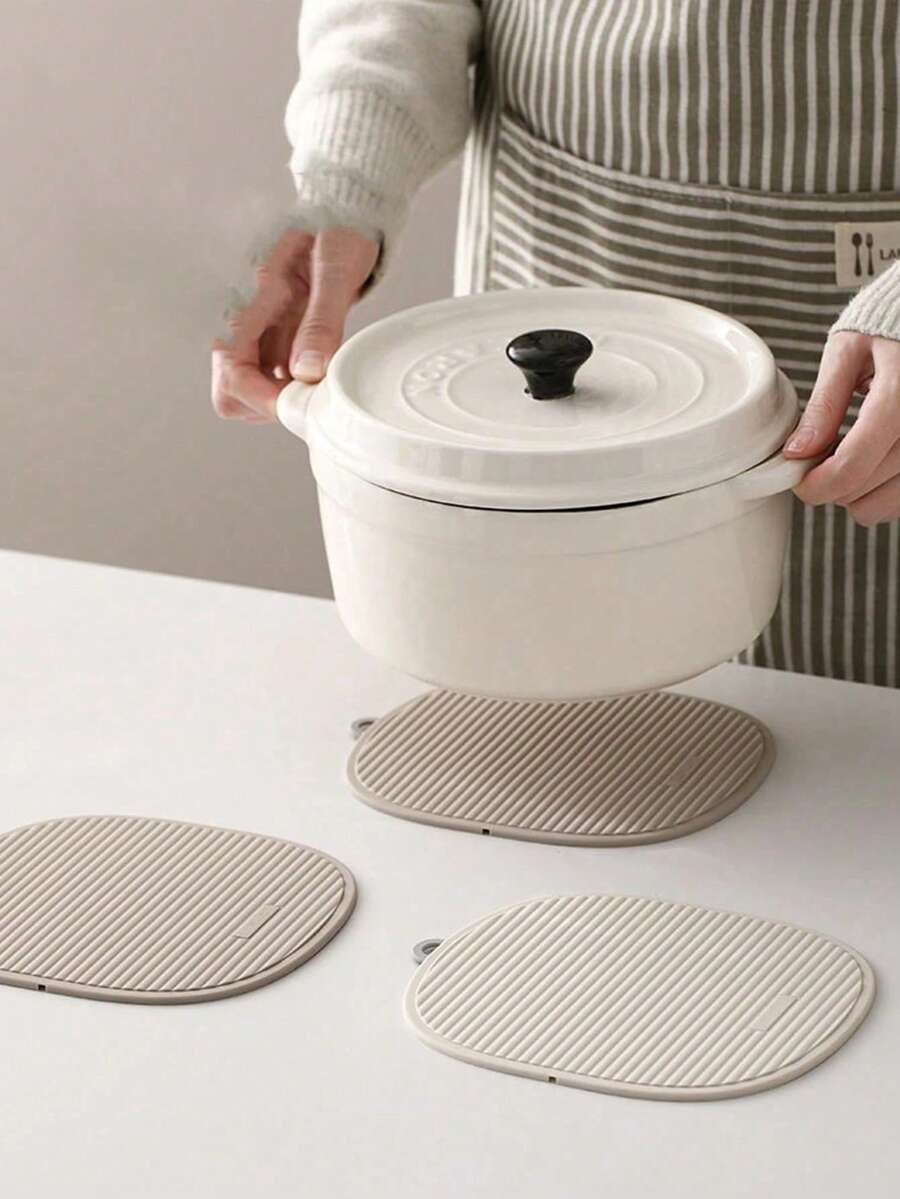 1 Stück Silikon Dicke Isolierunterlage, Multifunktions Tischset für Esszimmer, Küchen Streifen rutschfeste und hitzebeständige Tischset, waschbar, leicht zu reinigen, abwischbar, Dekoration für Feiertage, Hochzeiten und Partys - Verschiedenfarbig - Übersicht 1