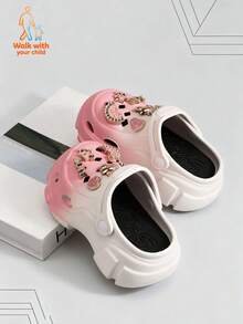 Walk With Your Child 1 Pair 1 Pair Of Thick-Soled EVA Waterproof And Anti-Slip Sandals For Girls With Gradient Colors In Pinkish-Red And White, Round Toes And Beautiful Golden Rabbit Decorations, Children's Golden Rabbit Pattern Breathable And Anti-Slip Sandals, Rhinestone-Encrusted Heart-Shaped Accessories - Baby Pink - View 3