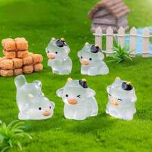 5/10/20pcs DIY Luminous Small Cows, Luminous Mini Resin Animal Small Cows, Mini Toys, Handmade Decoration Accessories, Luminous Small Cows In The Dark, Suitable For Holiday Gifts, Sock Gifts, Party Gifts, Prank Games, Landscape Gardens