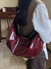 Geantă de umăr plisată din piele PU strălucitoare, vintage vișinie, uleiată, ceară, geantă crossbody casual versatilă pentru femei, capacitate mare, potrivită pentru naveta zilnică, întâlniri, cumpărături, în formă de semilună