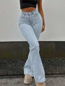 Butterfly Embroidery Back Pocket Skinny Flared Jeans - Light Wash - View 3