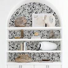 百合花植物印花家居装饰壁纸，简约线条设计花卉叶自粘防水防油壁纸，适用于室内家具橱柜 DIY 装饰