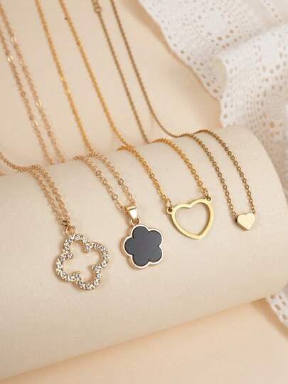 4pcs Gold Heart, Clover & Four-Leaf Clover Pendant Multilayer Necklace Set