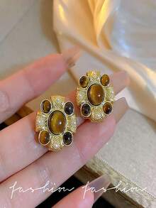 1 Pair Luxury Rhinestone Decorated Metal Hoop Earrings - Multicolor - View 4