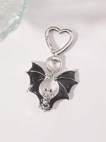 1pc Gothic Stylish Bat Charm Keychain, Halloween Gift - Black - View 2