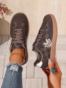 Color Block Sneakers - Color Block Casual Sneakers - Lace-Up, Lightweight, Soft Sole - Walking, Skating, Daily Wear - Women's - Comfortable, Fashionable, Versatile - Step Into Style And Comfort