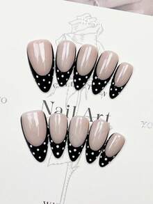 10片手工美甲贴片，杏仁尖头美甲贴片，中号，柔和裸粉色黑色美甲贴片，黑色法式美甲贴片，白色波点美甲贴片，简约优雅手工秋季美甲贴片，秋季美甲贴片，Y2K风格美甲贴片，适合节日美甲派对日常及约会海滩热带度假，DIY假指甲艺术，适合女性和女孩作为礼物，美甲用品，手工美甲贴片 - 黑色 - 查看 3