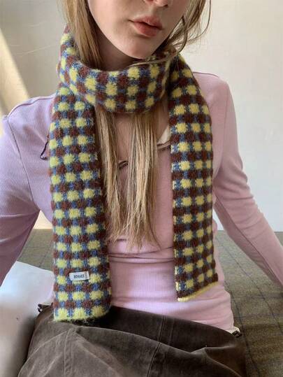 1 قطعة وصول جديد خريف/شتاء وشاح مربعات مصنوع من الصوف المحبوك صغير الحجم للنساء، دافئ وأنيق لطلاب الموضة في فصلي الخريف والشتاء لارتداء مع الفساتين