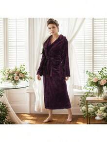 Flannel Plain Weave Hooded Bathrobe, Soft, Comfortable, And Warm Women's Nightgown, Short-Length Terry Cloth Shawl-Collar Bathrobe - Màu tím đậm - Xem 3