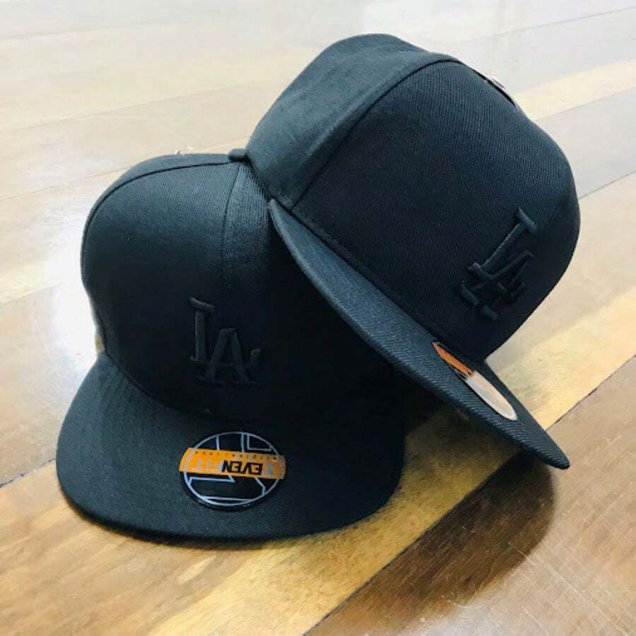 LowRider HipHop Straight Brim Cap, Snapback, Men's And Women's Embroidered With Adjustment - 黑色 - 查看 1