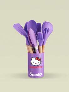Sanrio مجموعة أدوات مطبخ سيليكون غير لاصقة مكونة من 12 قطعة، تتميز بمقابض مانعة للانزلاق باللونين الأسود والبني، تشمل مكشطة، خفاقة بيض، ملعقة، ملقط، ملعقة شوربة، مبشرة، ملقط، إلخ. مقاومة للحرارة وقوية، مناسبة لأدوات الطهي، مقاومة للخدش - مناسبة للخبز والقلي والغليان والبخار - هدية مثالية لعيد الميلاد وعيد الحب والتخرج والانتقال إلى منزل جديد