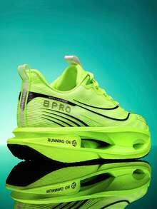 1 par de zapatos para hombres, zapatos para correr de hombres, zapatos deportivos de hombres, zapatos deportivos para exteriores, zapatos de hombres, zapatos deportivos de fitness, zapatos de tenis para adultos, zapatos de lujo para hombres, zapatos de tenis para hombres, zapatos deportivos de alta calidad, zapatos deportivos cómodos, zapatos con cordones y suela gruesa antideslizante, zapatos duraderos para hombres, zapatos deportivos premium de suela blanda, zapatos para correr en cancha, regalos escolares, zapatos deportivos casuales (patrón asimétrico) - Verde - Ver 2