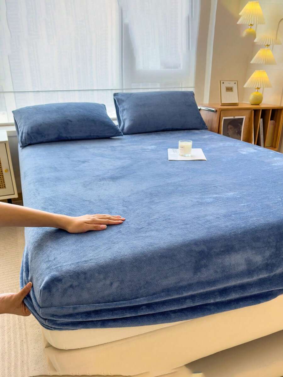 3 件海军蓝柔软舒适水晶天鹅绒床单套件（1 件床笠 + 2 件枕套），可机洗，适合卧室和客房，四季皆宜