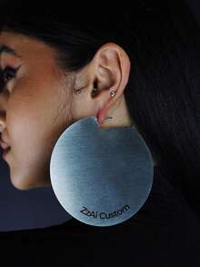 1 Personalized Customized Name, (Deciduous Leaf Shape, Circular, Designed With Exclamation Mark Pattern), Engraved Name Font, African Earrings, Large Earrings. Feature Earrings And Gives Them As Gifts, Handmade Earrings, Gold Earrings, And Personalized Earrings. Fashion Accessories Paired With Clothing, Fashionable Stainless Steel Earrings.