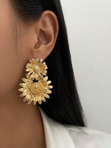 Set de 2 piezas de aretes con colgante de girasol 3D estilo bohemio, joyería elegante y glamorosa para uso diario o fiestas, regalo de joyas para mujeres