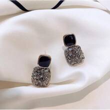 Korean Style Autumn Winter Earrings  Personality Minimalist Stud Earrings Women's Drop Earrings Ear Jewelry - 紫色 - 查看 11