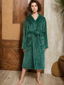 Flannel Plain Weave Hooded Bathrobe, Soft, Comfortable, And Warm Women's Nightgown, Short-Length Terry Cloth Shawl-Collar Bathrobe - 綠色 - 查看 2