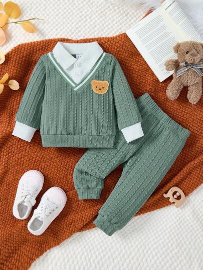 2 件套幼儿男童熊图案 Polo 衫和松紧腰休闲裤套装，秋冬