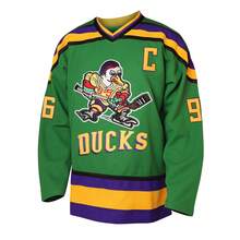 Men's #99 Green Banks Ice Hockey Jersey - V-Neck Long-Sleeve Style, Cartoon Mighty Duck Pattern With Letter And Number Embroidery, Purple And Yellow Stripe Decoration, Breathable Fabric With Classic Fit Suitable For Sports And Daily Wear - màu xanh lá - Xem 2
