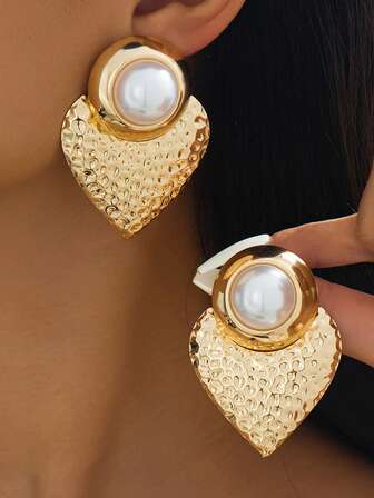 Vintage französische asymmetrische Herz-Strass-Ohrstecker für Frauen, geeignet für Partys und Veranstaltungen, Geschenk