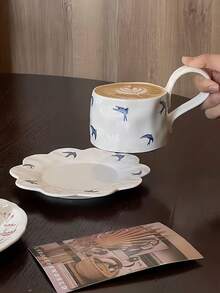 1 Set Hand-Painted Bird Ceramic Coffee Cup And Saucer With Scalloped Edge, French Vintage Bird Coffee Latte Cup And Saucer, Retro Bird Afternoon Tea Dessert Cup And Saucer, Suitable For Restaurant, Living Room, Cafe - White - View 6