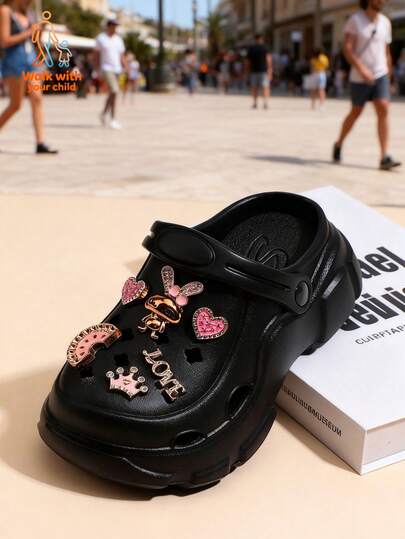 Walk With Your Child 1 Pair Children's Golden Rabbit Pattern Breathable Anti-Slip Sandals, Diamond-Encrusted Heart Accessories, Diamond-Encrusted Love Accessories, Open-Toe Slippers For Boys And Girls, Summer Beach Slides For Toddlers To Older Kids, Golden Rabbit Pattern And Cut Children's Sandals, Anti-Slip And Closed-Toe Children's Clogs, Summer Beach Sandals For Boys And Girls