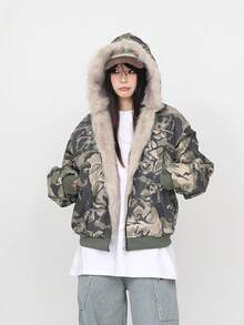 This  Casual, Washed Camouflage Down Jacket Features A Hood, Thick Padding, And A Versatile Design. It's A Versatile Nylon Down Jacket With A Loose Fit And Slim Fit. It's A Versatile, Cut-And-Sew Casual Jacket With A Zipper And Contrasting Faux Fur Accents, Perfect For School Or The Office. - Army Green - View 7