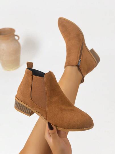 新款尖头粗跟侧拉链短靴，纯色麂皮踝靴，秋冬季百搭单品