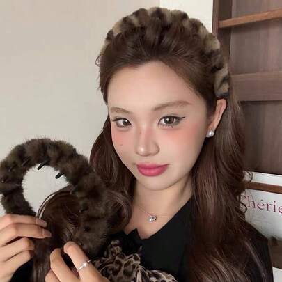 2개 여성용 패셔너블하고 다재다능하며 우아한 플러시 이빨 머리띠, 데일리 웨어에 적합