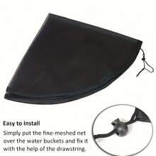 2 szt. regulowanych osłon siatkowych, do beczek na deszczówkę, siatki filtrujące liście, pokrywy sit do beczek na deszczówkę ze sznurkami, do zbierania wody deszczowej na liście i zanieczyszczenia, osłony siatkowe do beczek na deszczówkę ze sznurkami, artykuły ogrodnicze na cały sezon