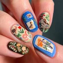 Holiday Bestseller 24-Piece Hand-Painted Premium Press-On Nails |   Handmade Y2K  Elegant Nail Kit