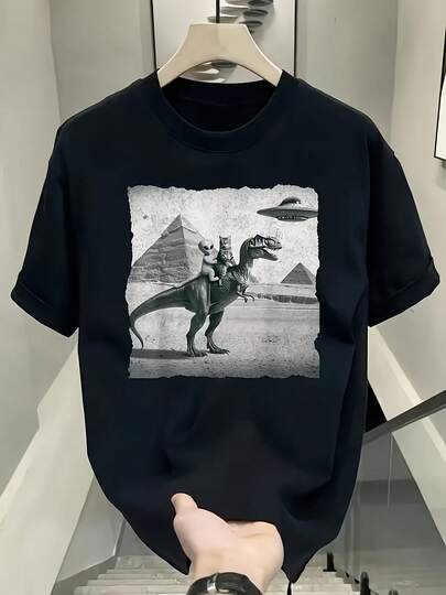 Camiseta Gráfica Vintage de Egiptología para Hombre - Estampado del Rey Tut y Dinosaurio, Cuello Redondo Manga Corta, Camisa Retro Negra Casual, Lavable a Máquina, Ajuste Cómodo para Todas las Estaciones