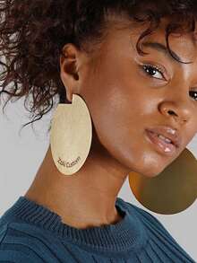 1 Personalized Customized Name, (Deciduous Leaf Shape, Circular, Designed With Exclamation Mark Pattern), Engraved Name Font, African Earrings, Large Earrings. Feature Earrings And Gives Them As Gifts, Handmade Earrings, Gold Earrings, And Personalized Earrings. Fashion Accessories Paired With Clothing, Fashionable Stainless Steel Earrings.