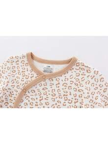 3件套女婴0-12个月草莓印花长袖婴儿连体衣100%纯棉柔软新生儿衣服秋冬 - 彩色 - 查看 3