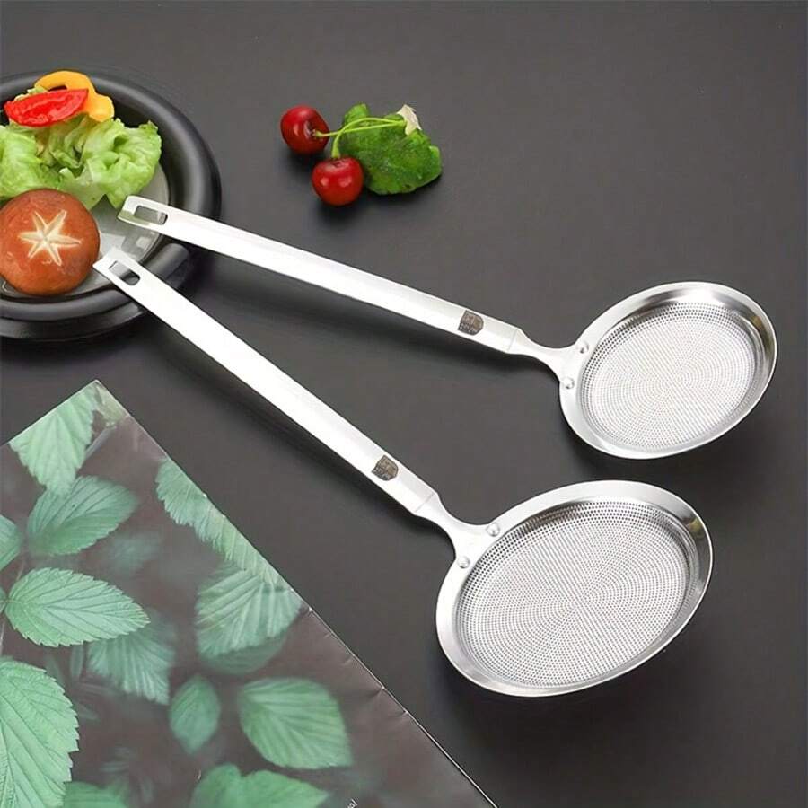 1 cái/2 cái Máy tách mỡ bằng thép không gỉ, Máy tách mỡ nấu ăn có lưới lọc mịn, Bộ lọc thực phẩm thích hợp để tách bọt nổi, mỡ, dầu mỡ, Bộ lọc nhà bếp có lưới lọc mịn, Dụng cụ nhà bếp thiết yếu & Phụ kiện nhà bếp, Quà tặng dụng cụ nhà bếp không thể thiếu cho đầu bếp tại nhà, Lưu trữ tiết kiệm không gian cho bộ sắp xếp nhà bếp, Ý tưởng quà tặng nhà bếp Giáng sinh