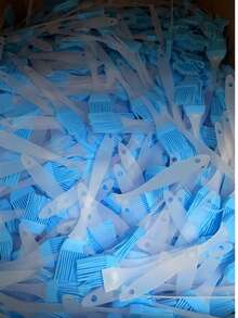 1pc Kitchen Oil Sprayer, Cooking Oil Mister, Baking Tool, Suitable For Grilling/Salad Making/Frying/Baking/Salon, PET Material, Kitchen Essential (Random Style)