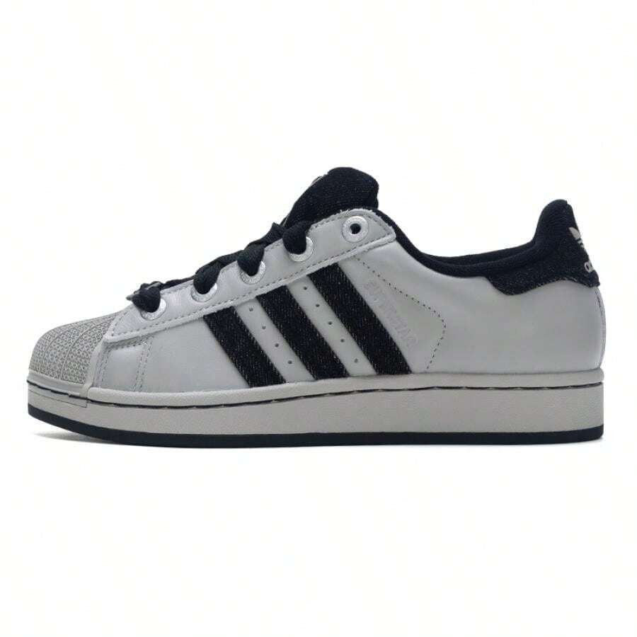 Adidas Unisex Superstar II bequeme Freizeitschuhe, leichte Sportschuhe JP8760