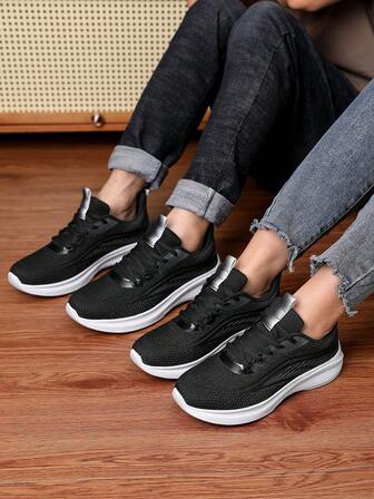 1 Pair Unisex Breathable Mesh Casual Sports Shoes, Flat Bottom Outdoor Athletic Sneakers, Black, Non-Slip & Odor-Resistant, Suitable For Men And Women In Spring/Autumn