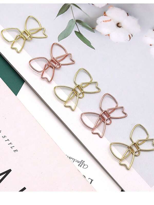 Un paquete de 10 o 50 clips de papel con forma de mariposa de metal, mini sujetadores de hojas sueltas, marcadores de libros, notas de encuadernación, papelería decorativa, regalos de aprendizaje minimalistas, papelería, adecuados para suministros de encuadernación escolar y de oficina, regalos de cumpleaños, Día de la Madre y regalos festivos