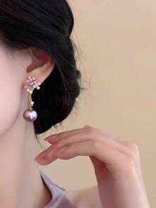 1 Pair Handmade Elegant Purple Flower Ear Clips, Sophisticated Design Suitable For Women's Daily, Commute, Gathering, Party, Date Wear