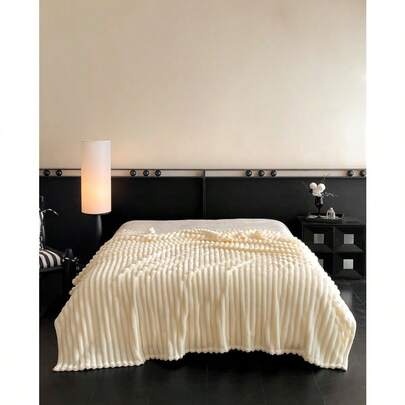 1 Pc Solid Color Flannel Blanket, Soft Cozy Wool Blanket, Available In Multiple Sizes, Reversible Christmas Blanket For Bedding And Sofa, Suitable For Office, Bedroom Decor, Room Decor, Usable In Winter And All Seasons, Fits Sofa, Bed, Chair