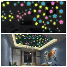 100片夜光星星墙贴 - 自粘式，太空主题装饰，适用于卧室、客厅、天花板 | 派对和活动的理想之选，派对墙面装饰 | 发光星星装饰 | 可重复使用的墙贴，星星装饰。这套色彩缤纷的夜光星星和月亮可以自由粘贴在一起，3D立体墙贴呈现出闪亮的星星效果。 - 彩色 - 查看 6