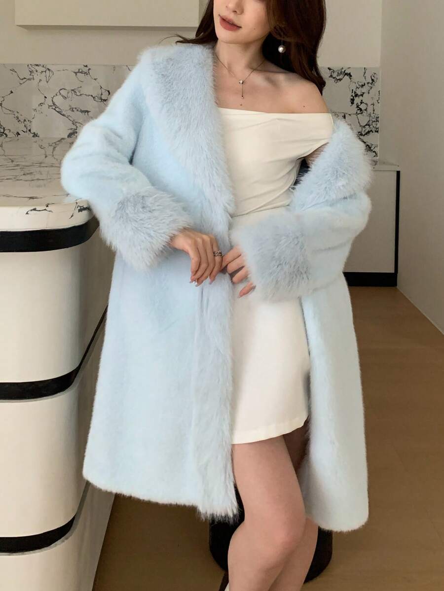 Women's Luxury Solid Color Faux Fur Long Collar Coat, An Ideal Choice For Winter - Baby Blue - View 1