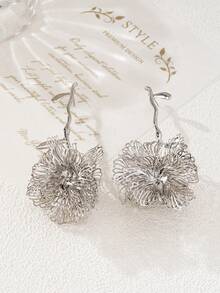 1 Paar stilvolle Ohrringe mit Computer-Chip- und Blumen-Design, elegante und vielseitige Ohrstecker für Frauen