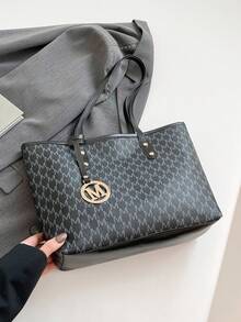 Light Luxury Fashion Print Design Letter Pattern Decorative Lady Tote Bag, Suitable For Commuting And Going To School. It Has A Large Capacity, Is Portable, And Features A Classic Casual And Business Casual Style. Perfect For Teenagers, College Students, And White-Collar Workers, It Is Ideal For Work, High School, University, And Holidays. It Is A Fashionable Zipper Tote Bag.