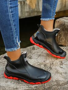 2025 Autumn/Winter Thermal-Lined Black Glossy Mirror Decor Waterproof Boots, Suitable For Holidays, Travel, Rainy Days, Outdoor Short Ankle Comfortable Casual Thick Sole Waterproof Shoes For Teenagers