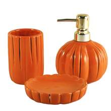 1 zestaw ceramicznych akcesoriów łazienkowych (3 sztuki), dekoracja łazienki z dynią na Halloween, jesienne zestawy łazienkowe, uchwyty na szczoteczki do zębów, dozownik do mydła, mydelniczka, organizer łazienkowy na blat kuchenny, ceramiczny dozownik do mydła w płynie o zapachu wdzięcznej dyni,