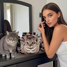 Kosmetyczka podróżna z płaską, ściąganą taśmą, o dużej pojemności, uroczy organizer podróżny i zapięcie na taśmę do makijażu i akcesoriów, nadaje się do przechowywania biżuterii, akcesoriów do włosów, bielizny, podpasek i kosmetyków. Przechowywanie słodyczy na Halloween, prezenty świąteczne, opakowania na słodycze świąteczne, dekoracje świąteczne, prezenty noworoczne, dekoracje noworoczne, walentynki, prezenty urodzinowe.