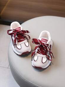 1 Pair Comfortable & Fashionable Casual Slip-On Outdoor Sports Shoes With Protective Toe Cap, Suitable For Babies All Seasons