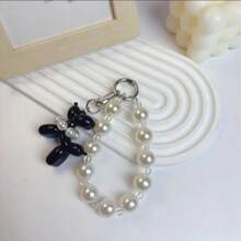 1 pièce Pendentif de chien en perle, décoration suspendue en chaîne de perles, porte-clés de chien en ballon de perle DIY, accessoire de chaîne de téléphone en perle plissée, décoration suspendue de téléphone à la mode pour dame, peut être utilisé comme caméra, sac, éventail à main, décoration de porte-clés compatible avec Android et la plupart des smartphones, cadeaux pour mère, famille, amis, enfants, anniversaire, vacances